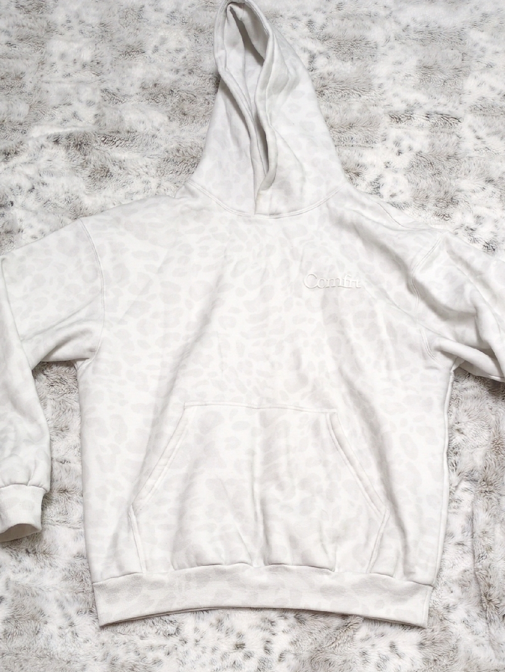 $10 MOVING SALE! Comfit White Leopard-Print Hoodie Sweatshirt for Men